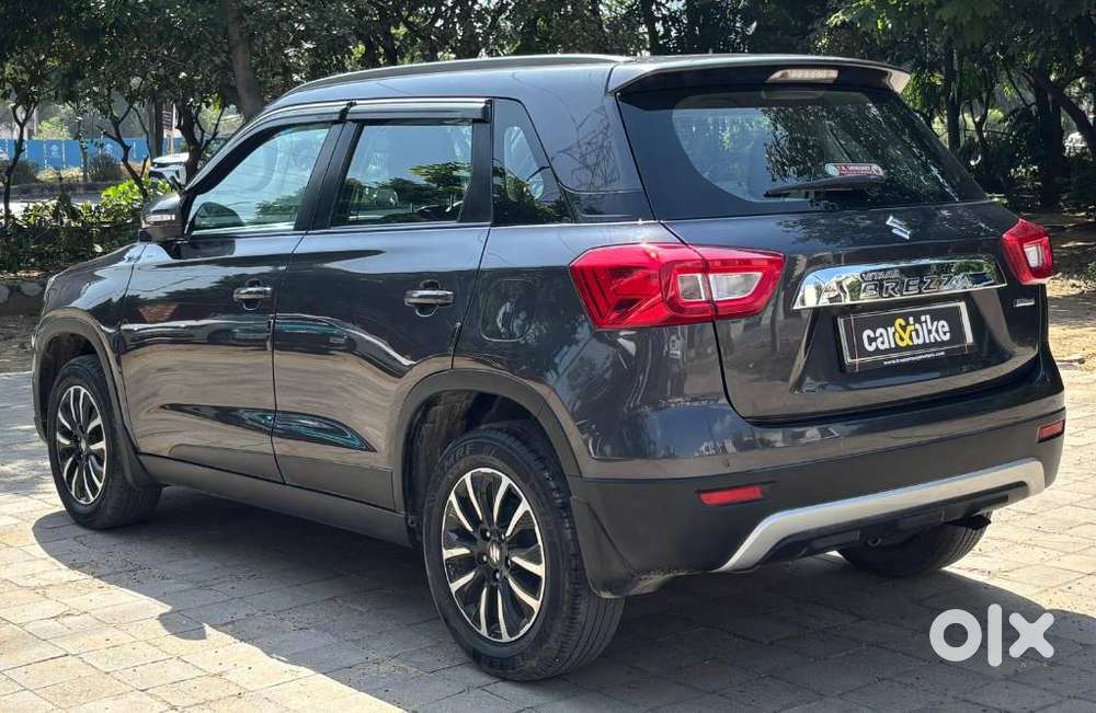 Maruti Suzuki Brezza 1.5 Zxi Plus At Smart Hybrid, 2022, Petrol