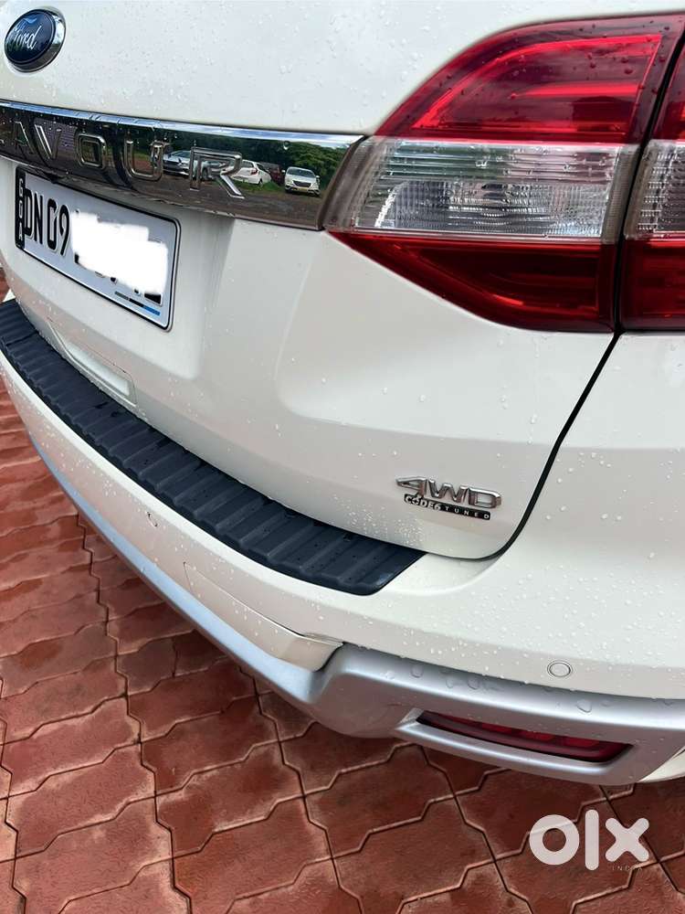 Ford Endeavour Titanium Plus Diesel
