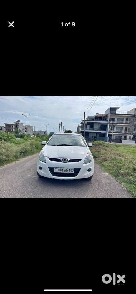 Hyundai Petrol Manual 2012