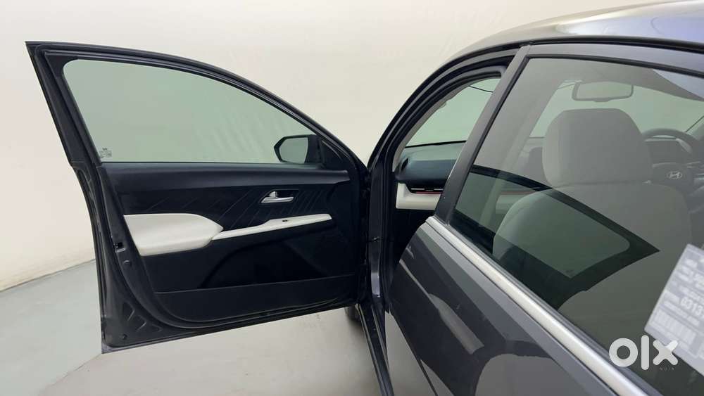 Hyundai Verna 1.5 Sx Petrol Mt, 2023, Petrol