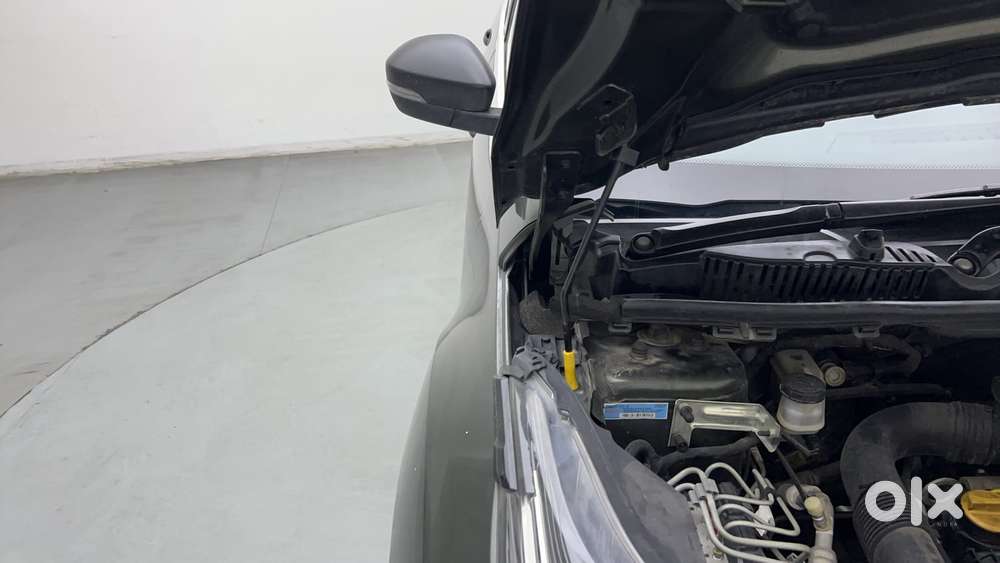 Tata Nexon 1.2 Revotron Xm (s), 2022, Petrol