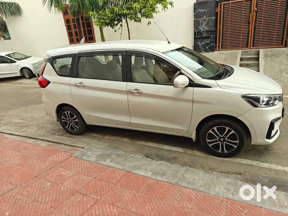 Maruti Suzuki Ertiga 2022 Zxi Smart Hybrid