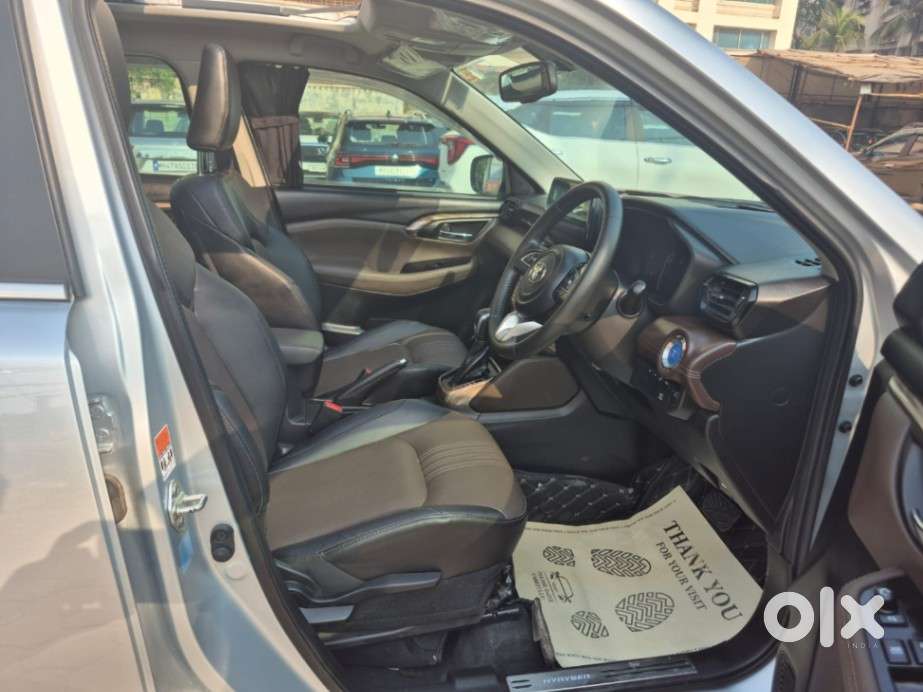 Toyota Urban Cruiser Hyryder 1.5 V Hybrid, 2023, Petrol