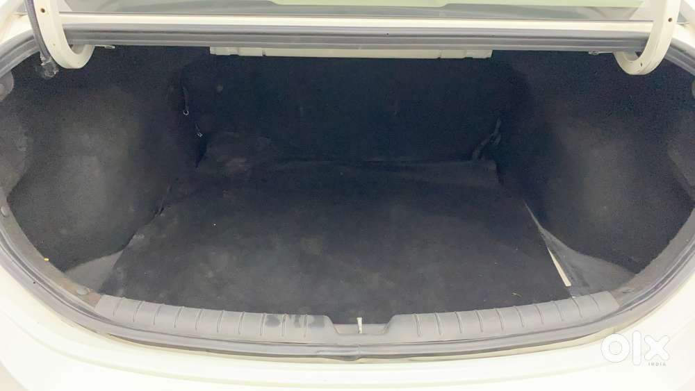 Hyundai Verna 1.5 Sx Vtvt, 2020, Petrol