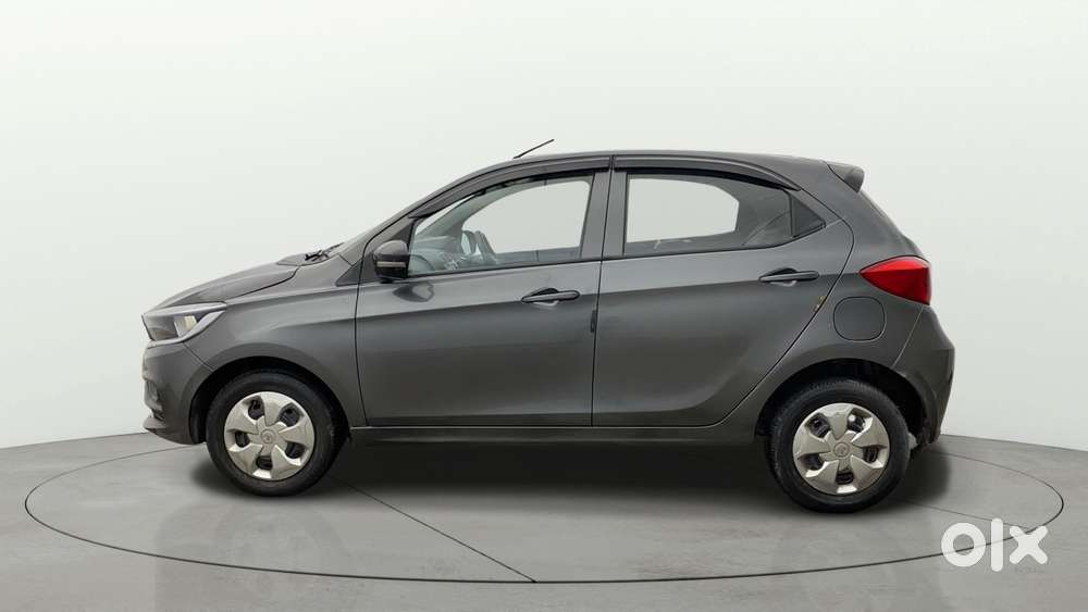 Tata Tiago 1.2 Revotron Xt Cng, 2022, Cng & Hybrids