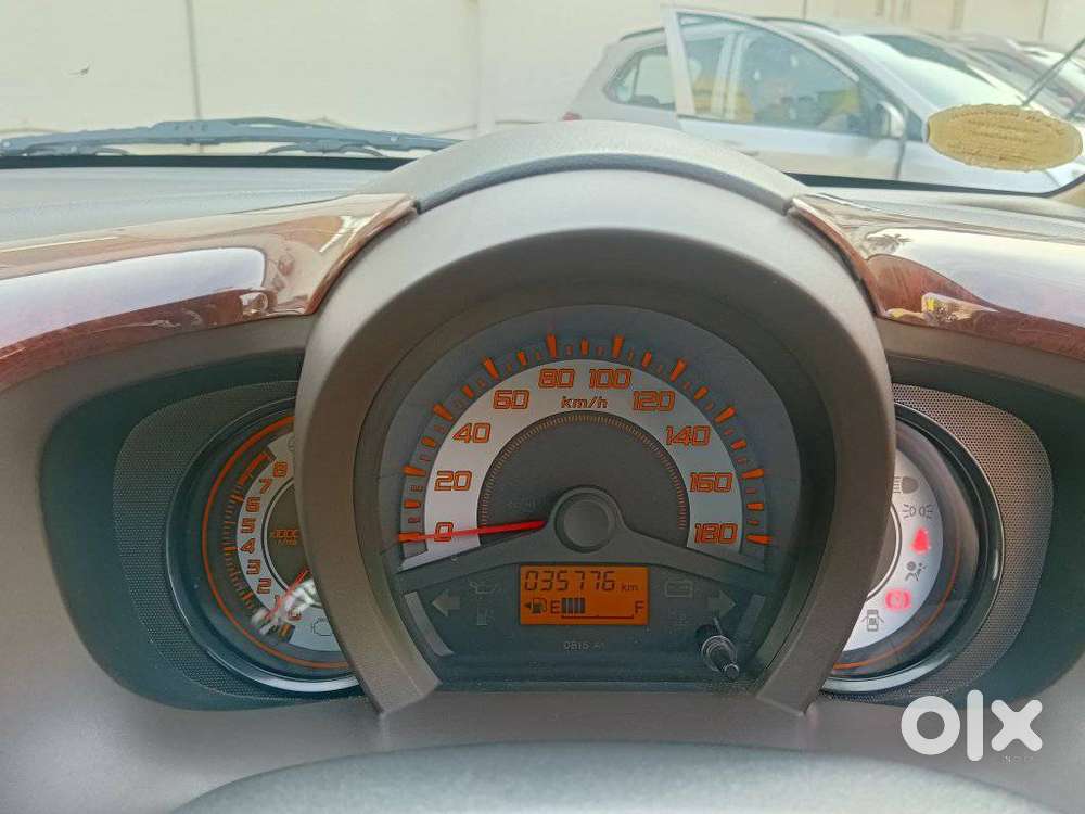 Honda Brio 2013-2016 Vx, 2013, Petrol