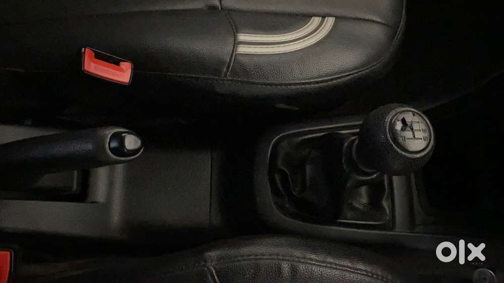 Maruti Suzuki Swift 1.2 Lxi (o), 2017, Petrol