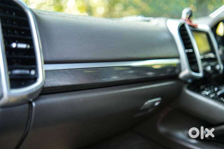 Porsche Cayenne Turbo S, 2015, Petrol