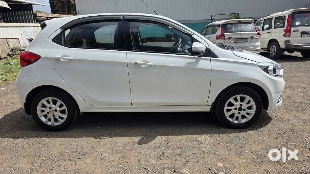 Tata Tigor Xz, 2016, Petrol