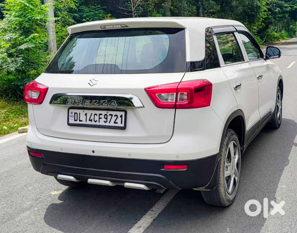 Maruti Suzuki Brezza 1.5 Lxi Smart Hybrid, 2022, Petrol