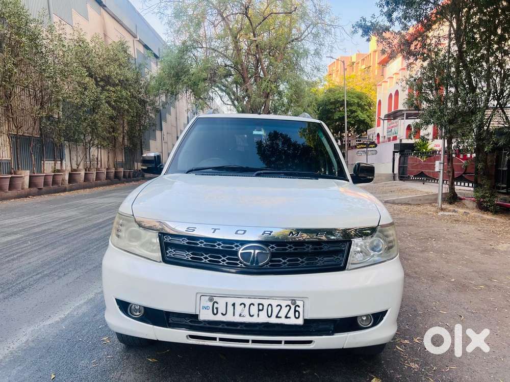 Tata Safari Storme Vx, 2015, Diesel