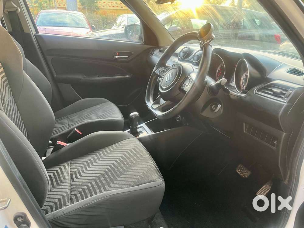 Maruti Suzuki Swift Vxi Ags, 2020, Petrol