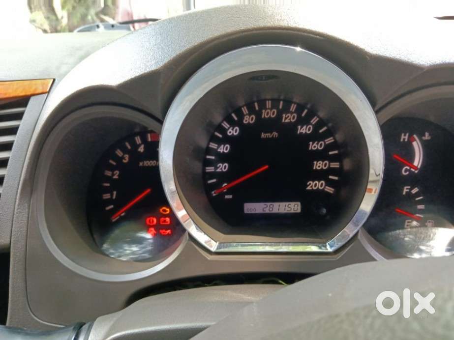 Toyota Fortuner 3.0 4x4 Manual, 2011, Diesel