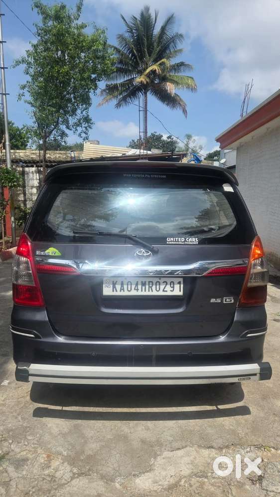 Toyota Innova Diesel 2015