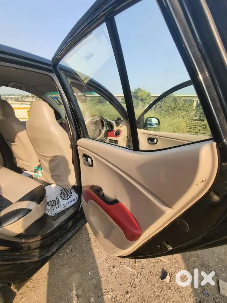 Hyundai I10 Sportz 2010 ( Automatic Transmission)