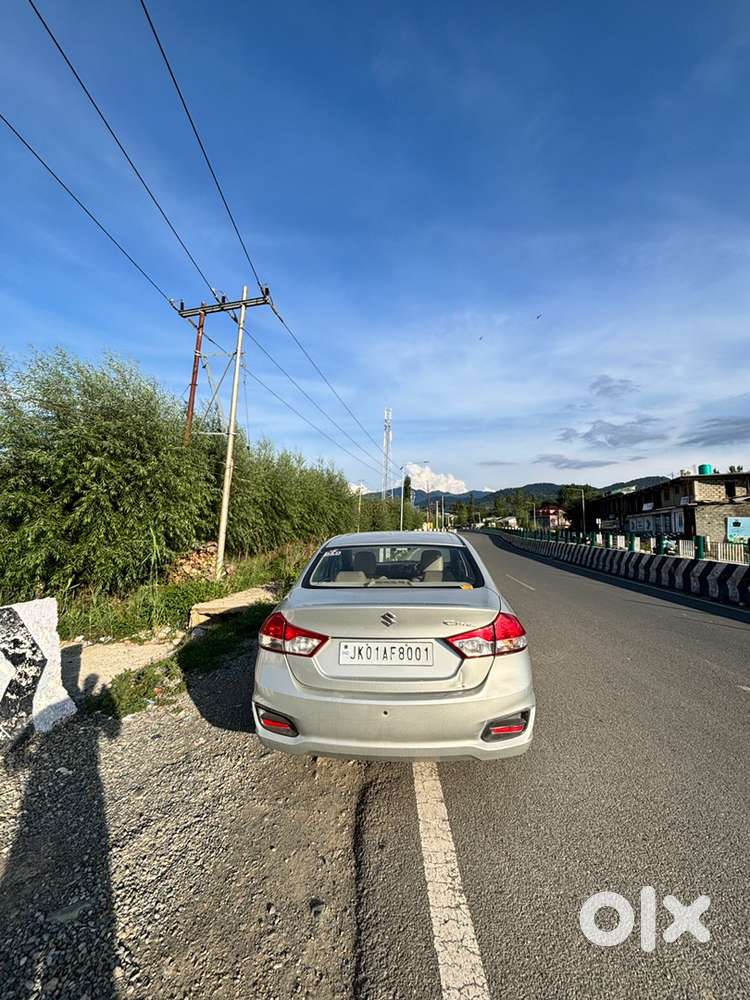 Maruti Suzuki Ciaz 2018- City Mileage 17, Highway 20