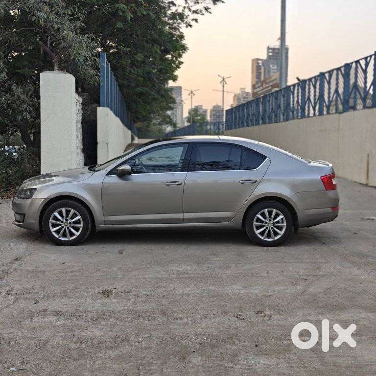 Skoda Octavia Elegance 1.8 Tsi At, 2014, Petrol