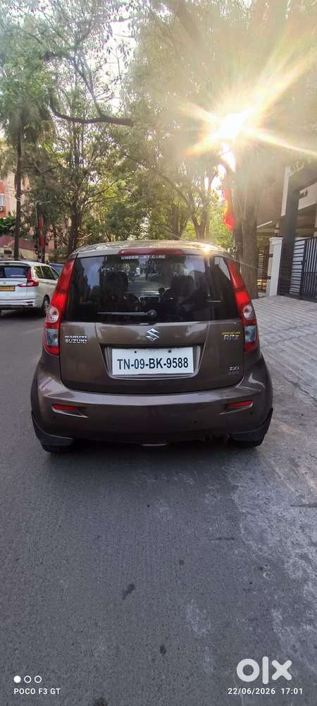 Maruti Suzuki Ritz Zxi, 2011, Petrol
