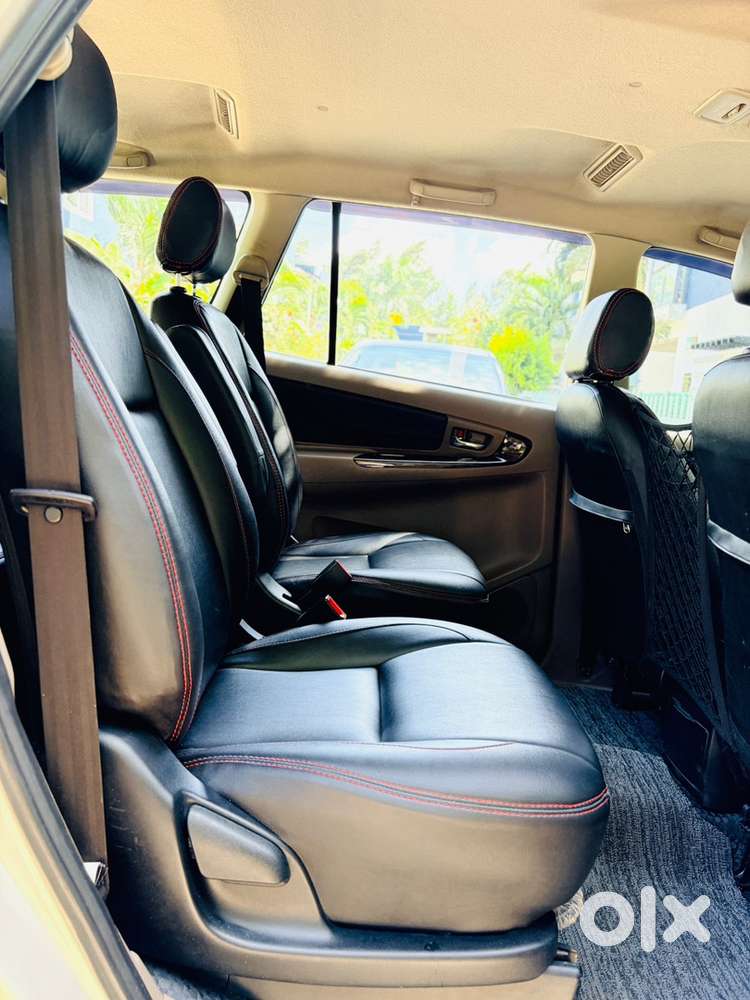 Toyota Innova Diesel 2015