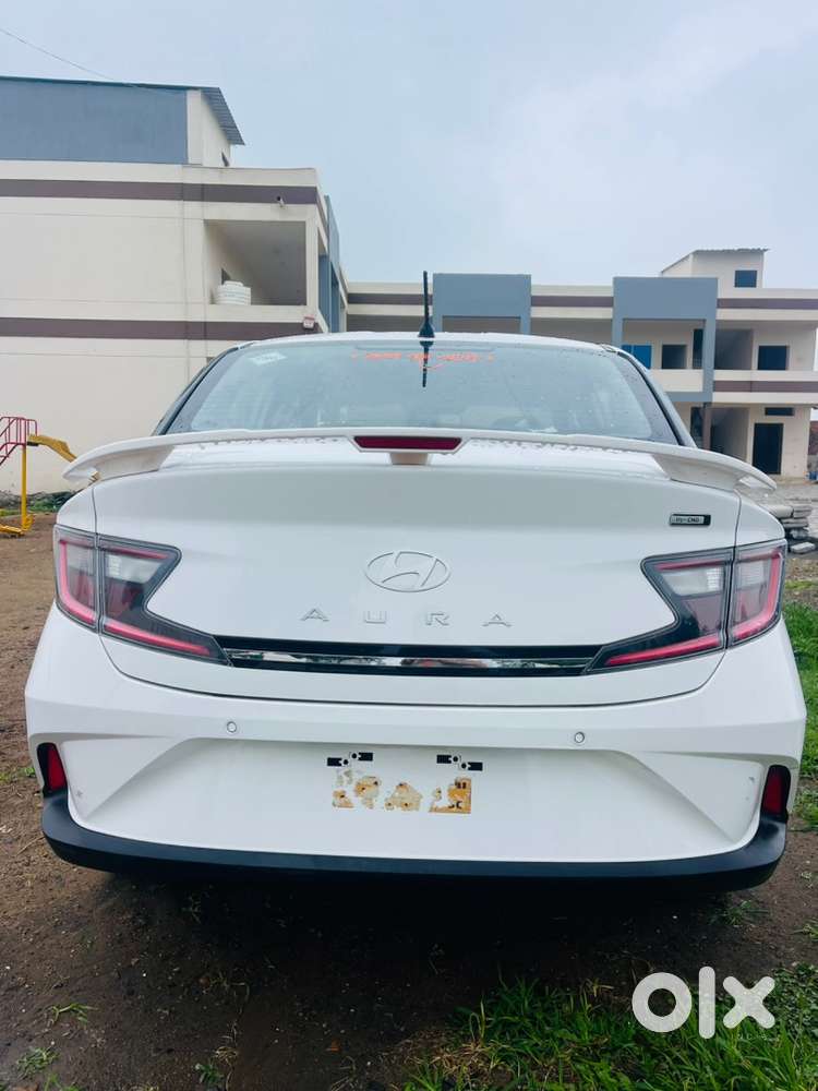 Hyundai Aura Cng & Hybrids Good Condition