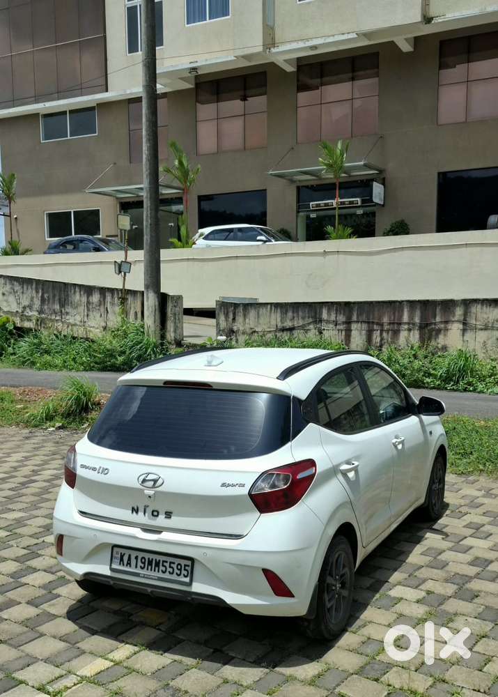 Hyundai Grand I10 Nios Sportz, 2022, Petrol