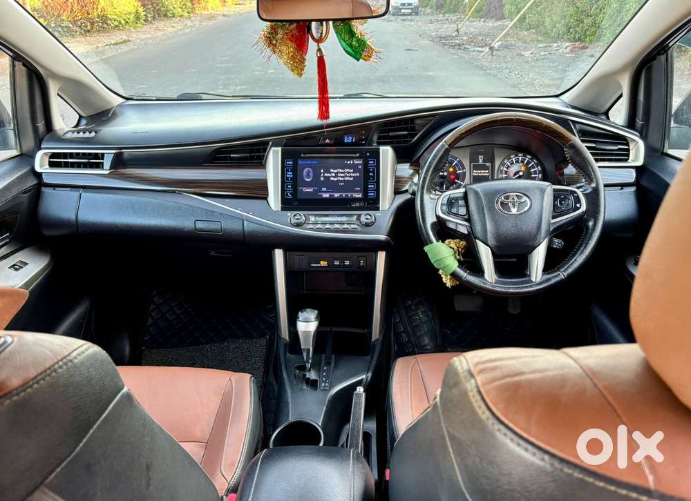 Toyota Innova Crysta 2.8z Automatic, 2018, Diesel