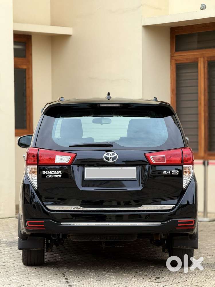 Toyota Innova Crysta 2.4 Z 7 Str, 2022, Diesel