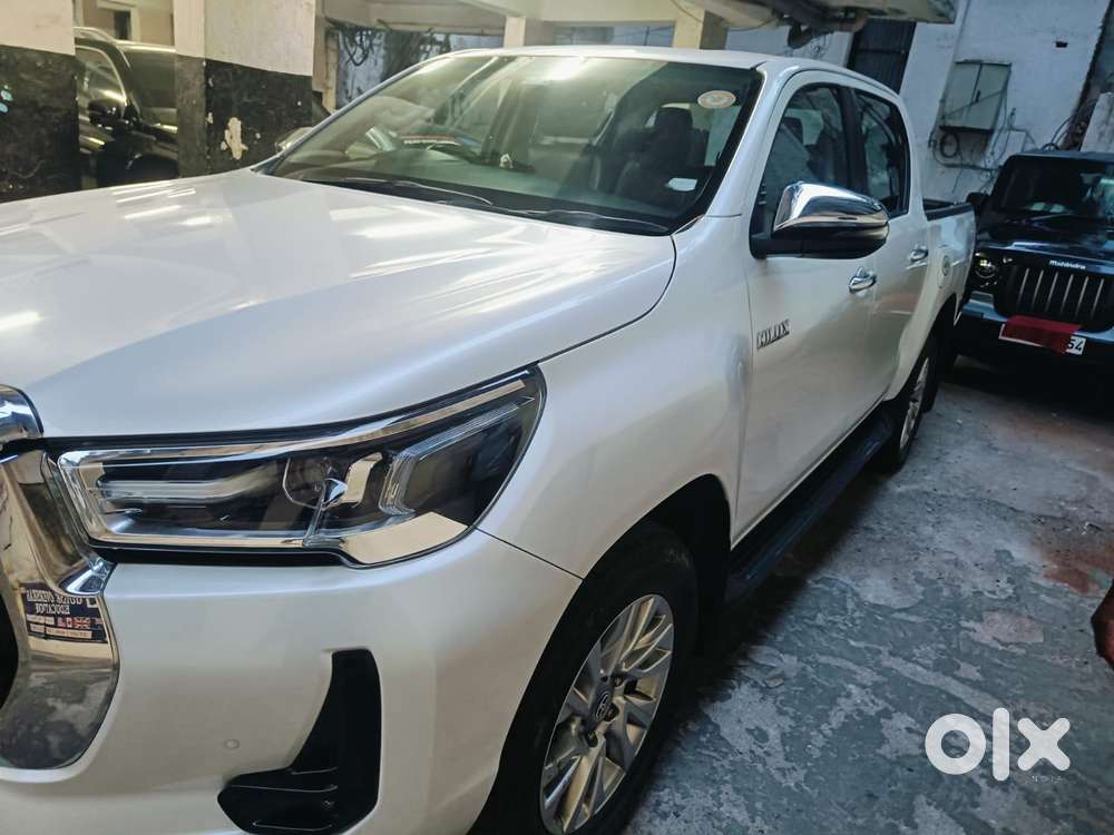 Toyota Hilux 2.8 High 4x4 Mt, 2023, Diesel