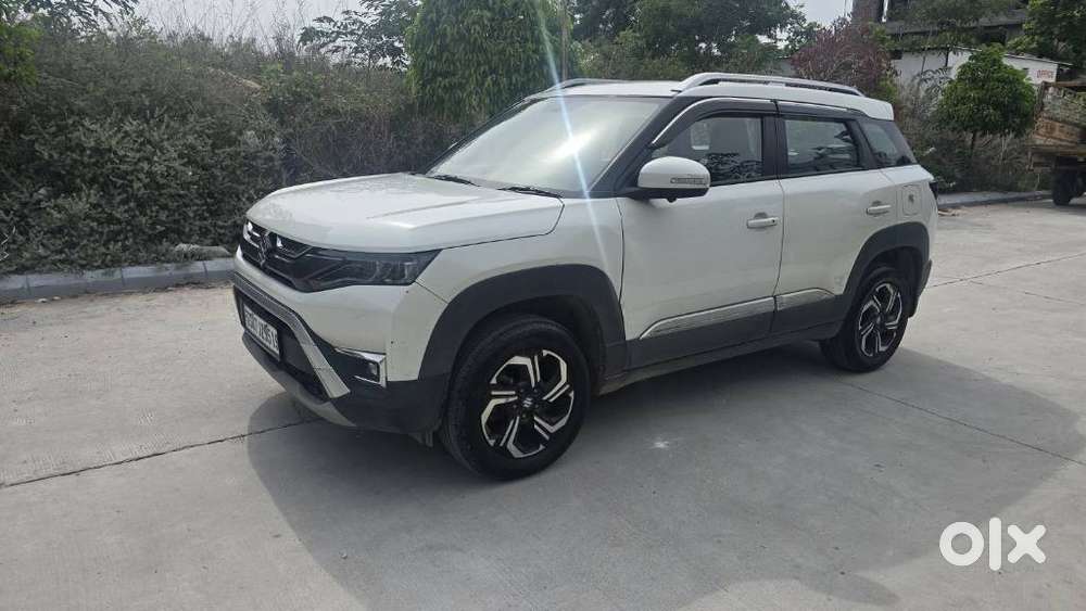 Maruti Suzuki Brezza 1.5 Zxi Plus At Smart Hybrid, 2023, Petrol