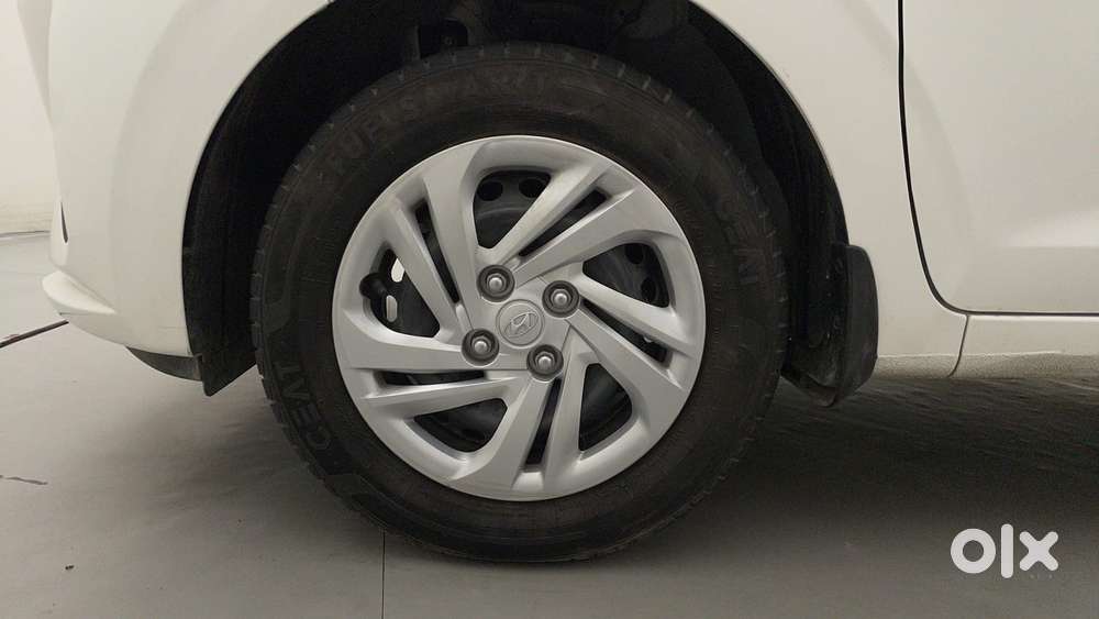 Hyundai Aura [2023-ongoing] 1.2 S Petrol Manual, 2022, Petrol