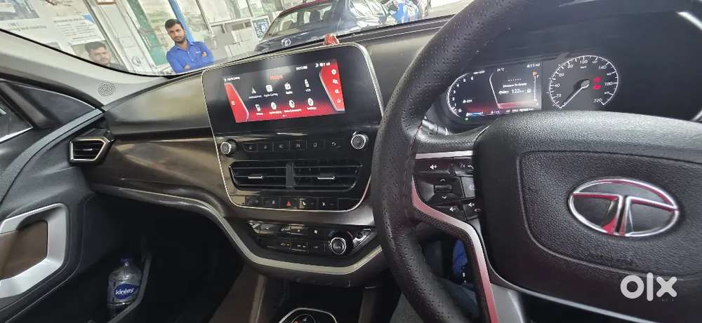 Dual Tone Well Maintained Car