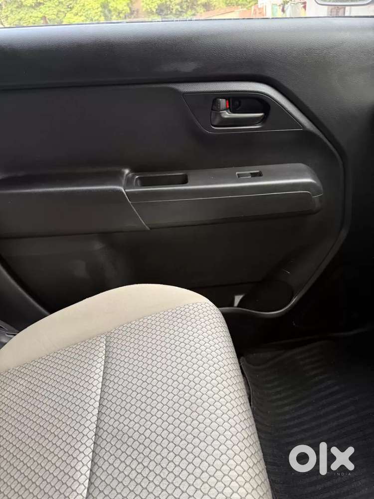 Maruti Suzuki Wagon R Lxi 1.0, 2024, Petrol