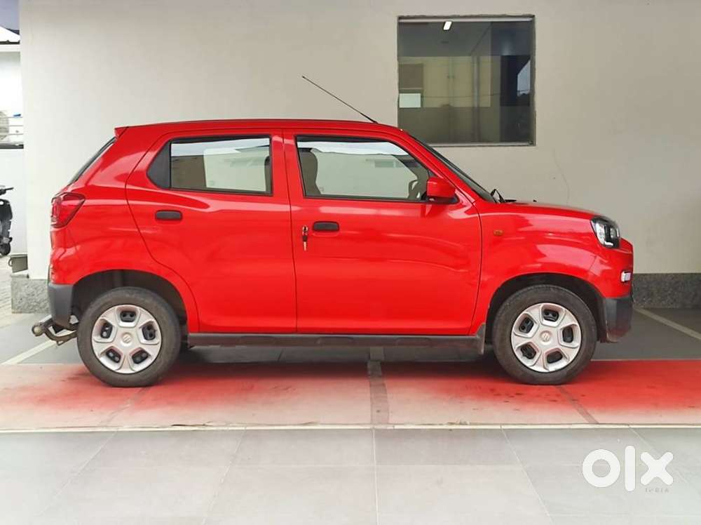 Maruti Suzuki S-presso Vxi, 2024, Petrol
