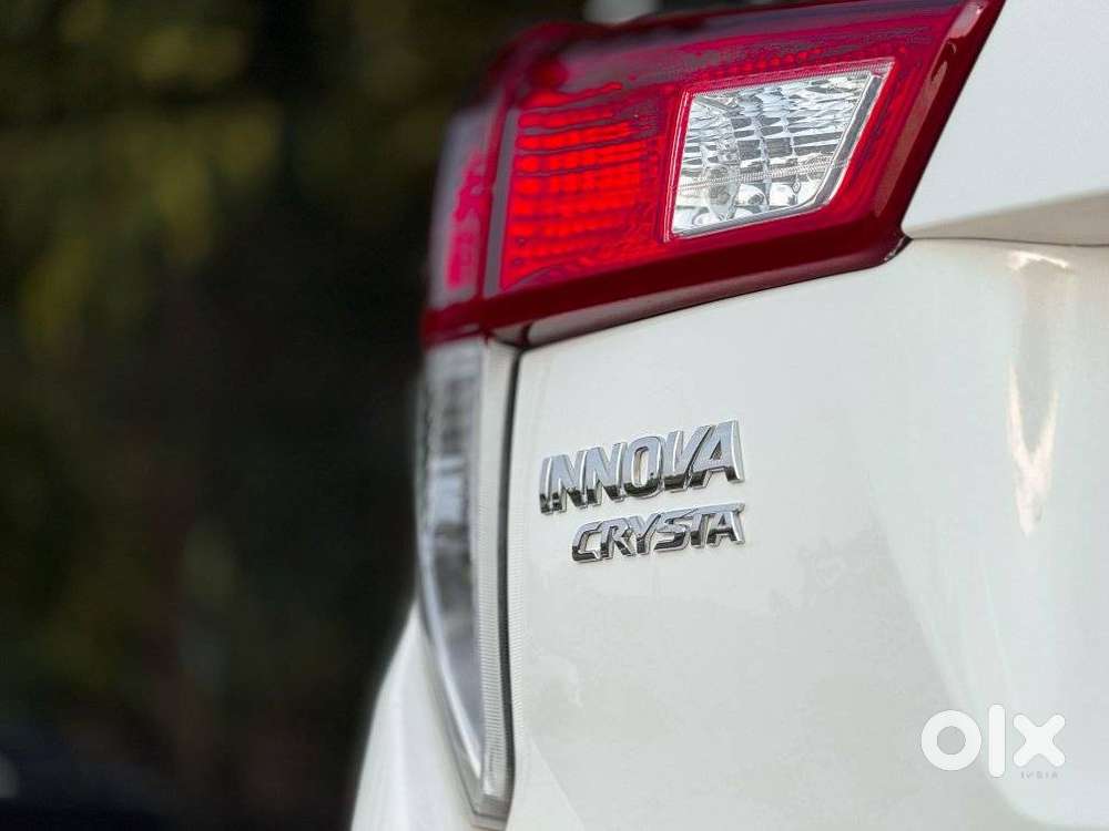 Toyota Innova Crysta [2020-ongoing] 2.4 Gx At 7 Str, 2021, Diesel