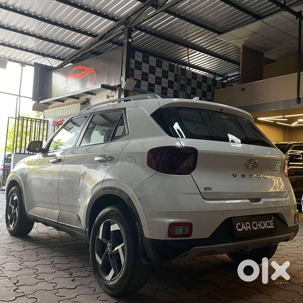 Hyundai Venue Sx (o) Mt 1.5 Diesel, 2021, Diesel