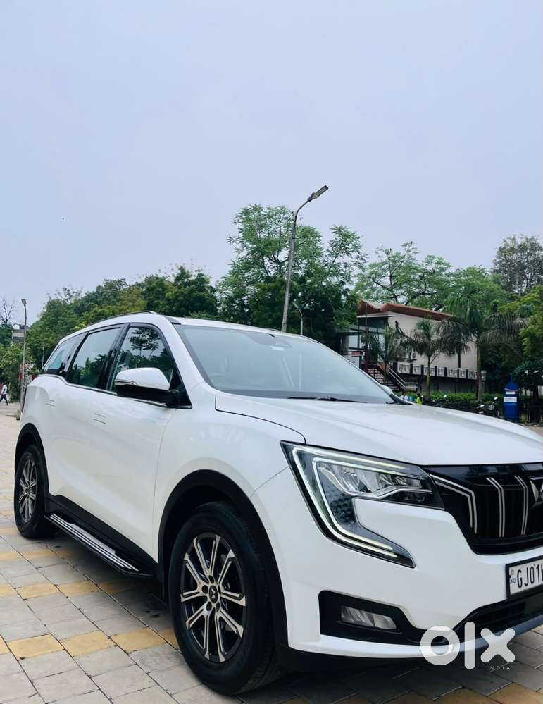 Mahindra Xuv700 2.2 Ax 7 Diesel At Str, 2023, Diesel