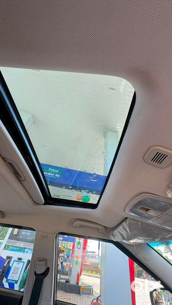 Mahindra Xuv400 2024 Electric Well Maintained