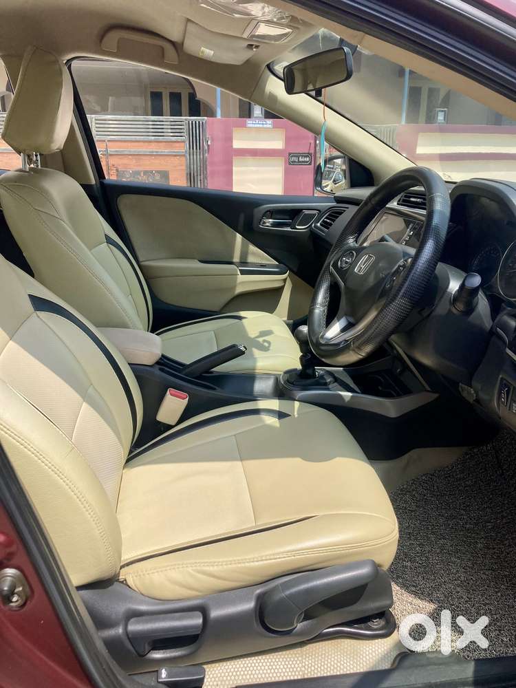 Honda City I-vtec V, 2017, Petrol