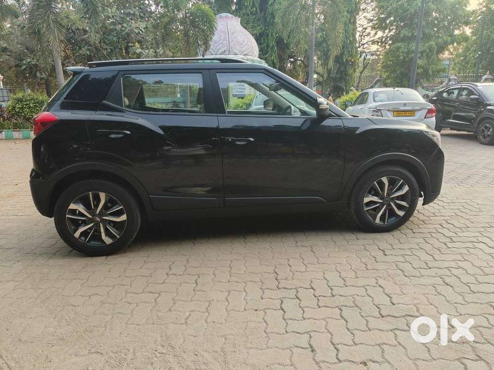 Mahindra Xuv300 W8 Option Dual Tone Diesel, 2021, Diesel
