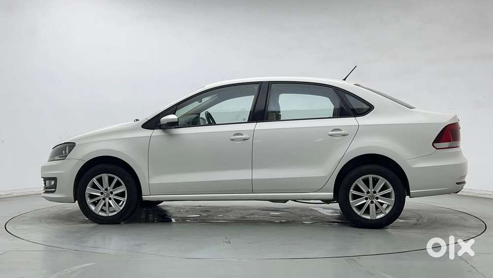 Volkswagen Vento 1.2 Tsi Highline At, 2016, Petrol