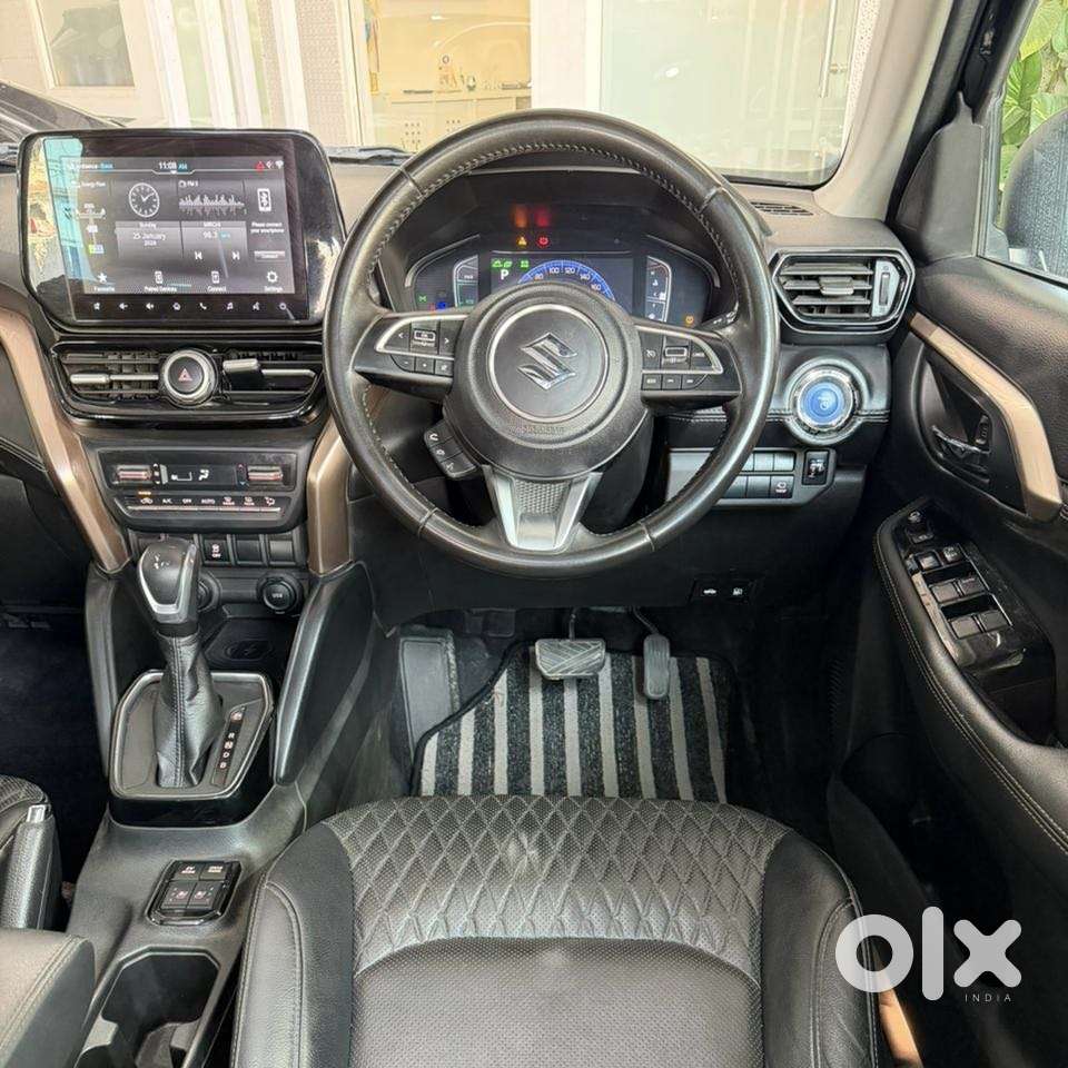 Maruti Suzuki Grand Vitara 1.5 Alpha Plus Intelligent Hybrid Ecvt, 2..