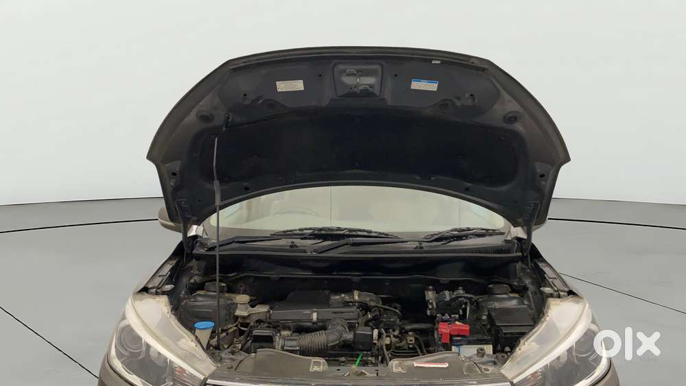 Maruti Suzuki Ertiga Zxi Plus Shvs, 2022, Petrol