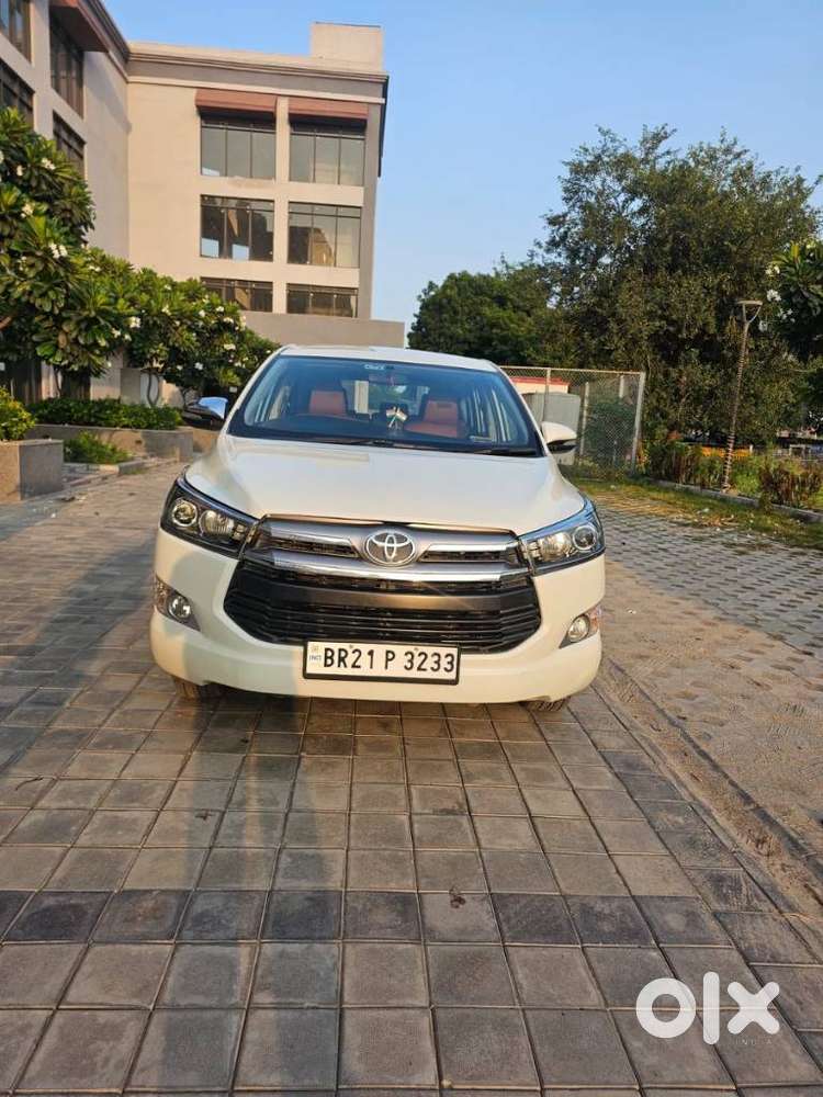 Toyota Innova Crysta 2.4 V, 2017, Diesel