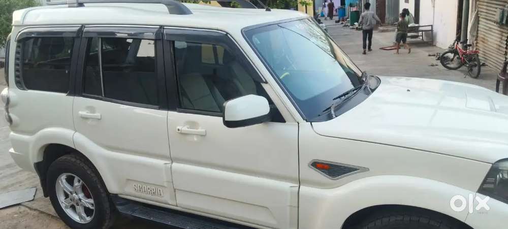 Mahindra Scorpio 2015 Diesel Manual