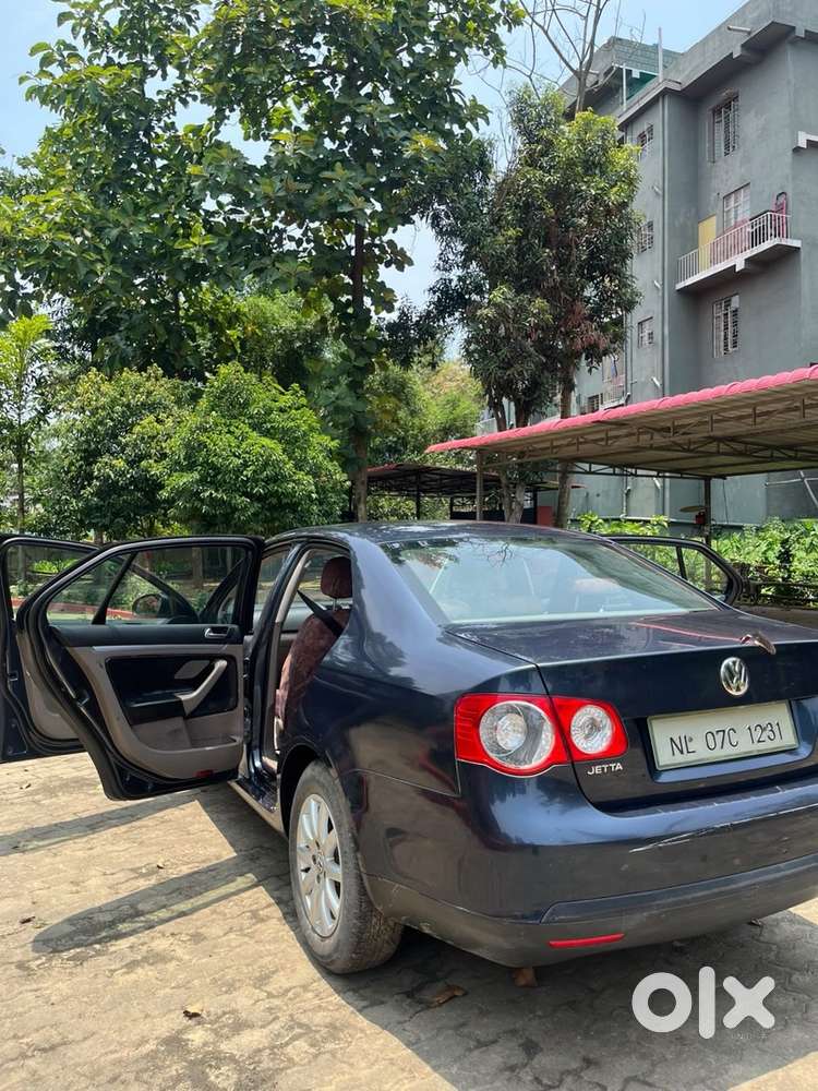 Volkswagen Jetta Petrol 2010