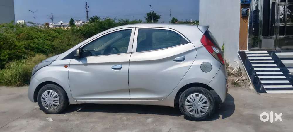 Hyundai Eon Petrol Manual 2nd Owner 2017