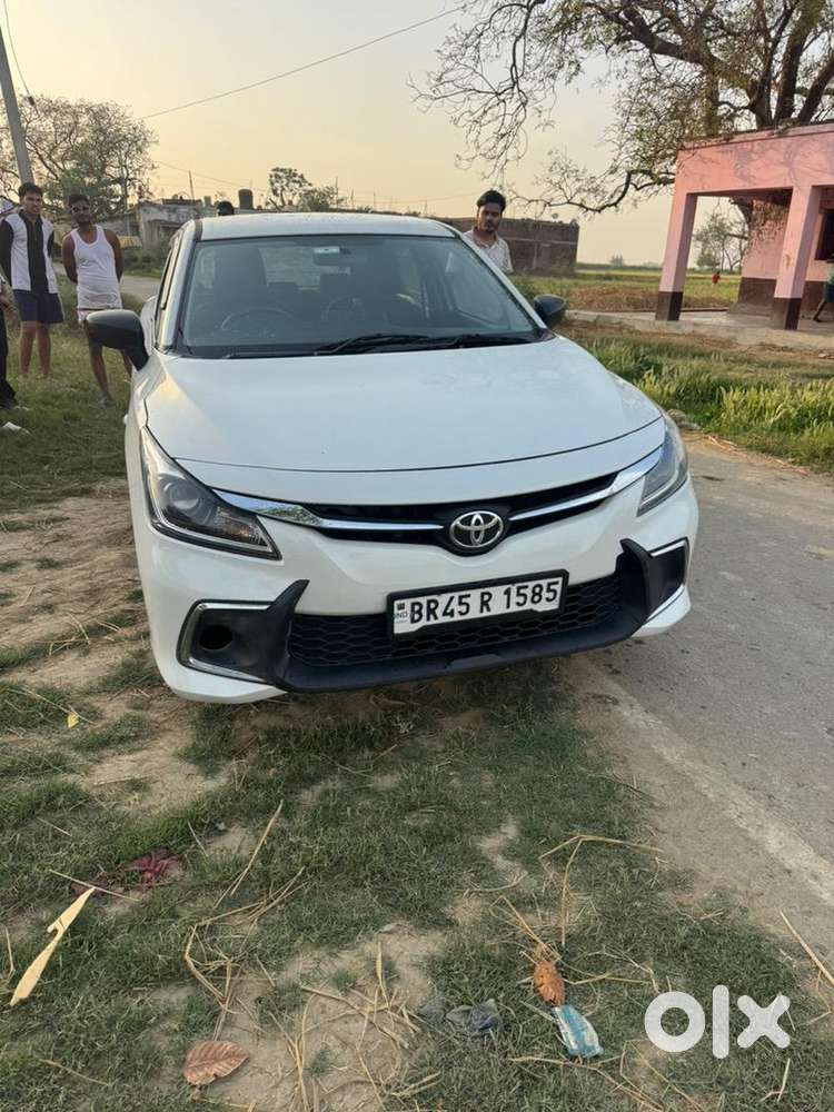 Toyota Glanza 2024 Petrol Well Maintained