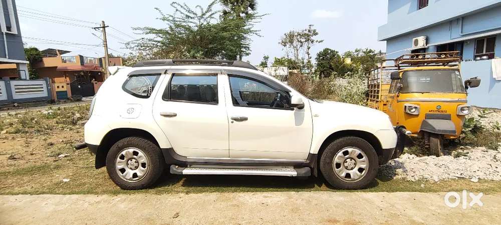 Renault Duster 2014 Diesel 130000 Km Driven