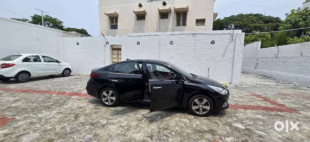 *verna 2019 Sxo Diesel*

- Sunroof Car
-