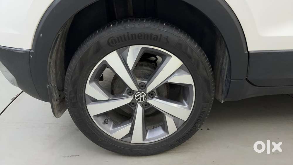 Volkswagen Taigun Topline 1.0 Tsi At (electric Seats), 2022, Petrol